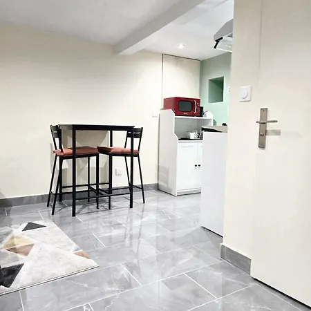 à De 22 M² Avec Terrasse Appartement *